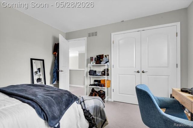 2904 Secret Way, Commerce Twp, MI 48390