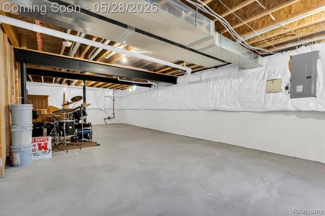 2904 Secret Way, Commerce Twp, MI 48390