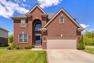 2904 Secret Way, Commerce Twp, MI 48390