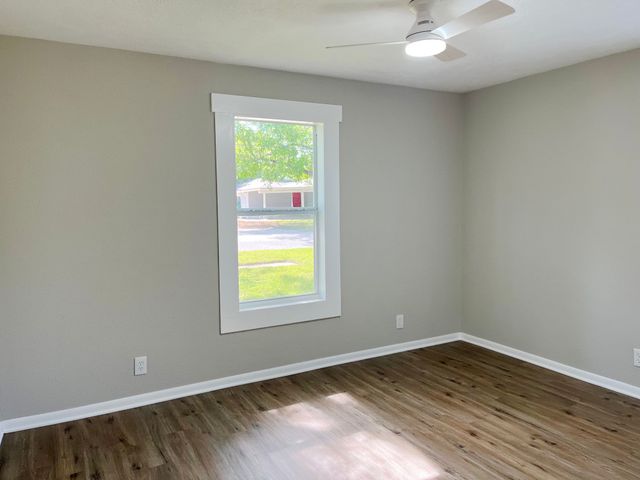 1111 S Taylor Street, Gainesville, TX 76240