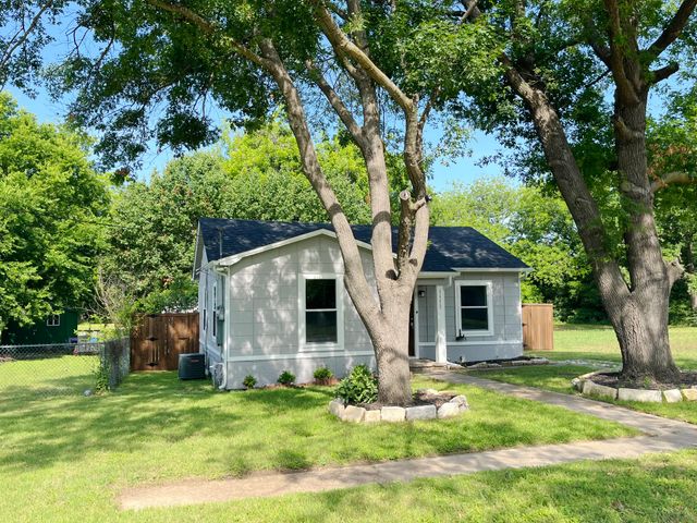 1111 S Taylor Street, Gainesville, TX 76240