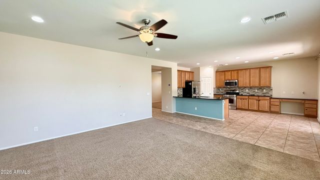 1095 E ROJO Way, Gilbert, AZ 85297