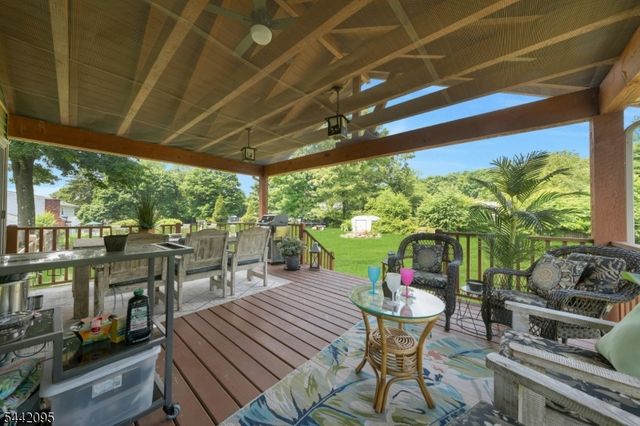 4 Northbrae Dr, Rockaway Twp., NJ 07005