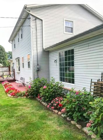 22 Ascot Drive, Chili, NY 14624