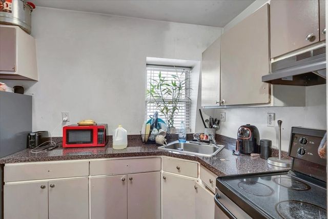 43 Woodward Ave 2, Boston, MA 02119