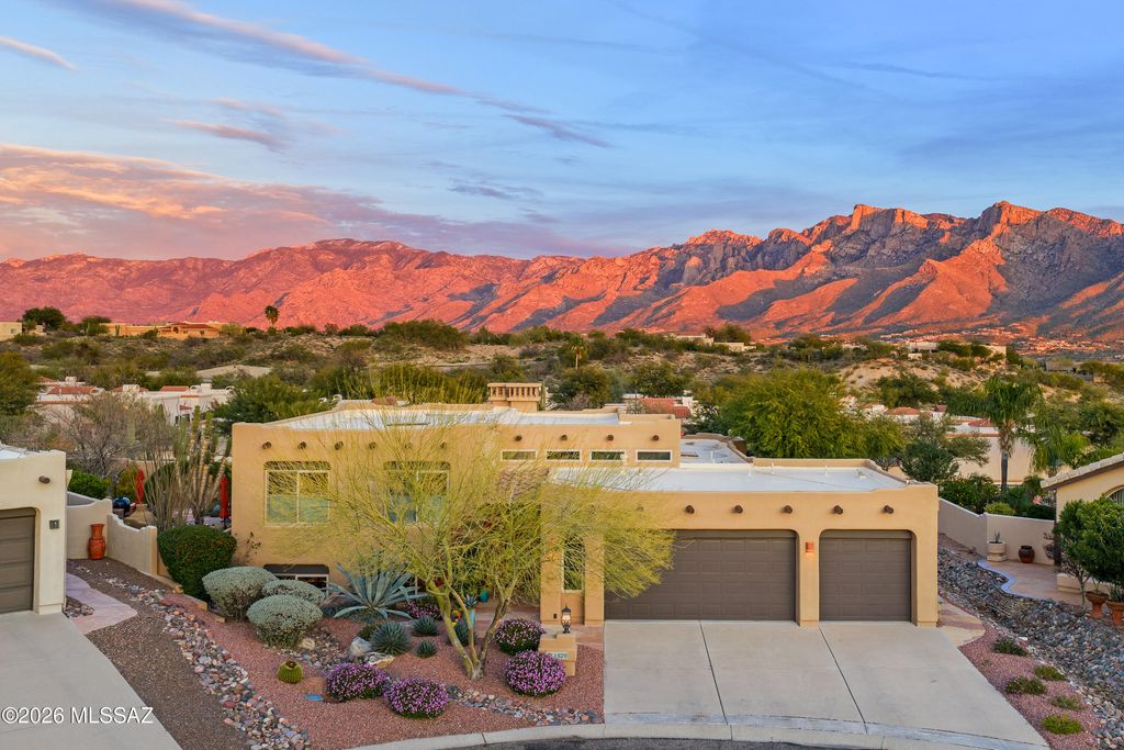 1420 W Cool Breeze Court, Oro Valley, AZ 85737