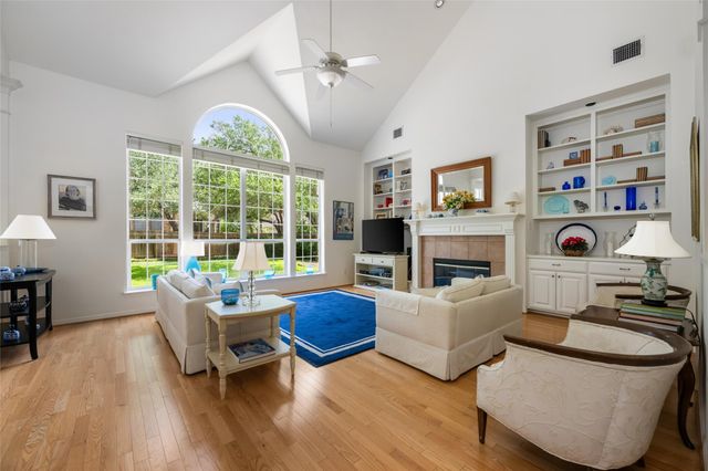 8004 Bottlebrush DR, Austin, TX 78750