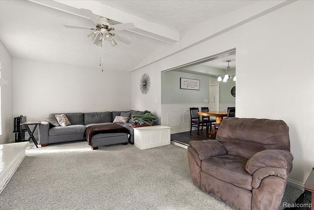 46636 E Oakwood Drive 55, Macomb, MI 48044