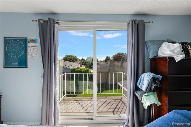 46636 E Oakwood Drive 55, Macomb, MI 48044