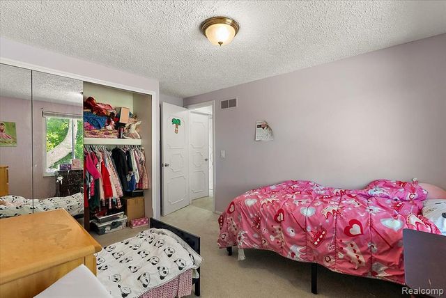 46636 E Oakwood Drive 55, Macomb, MI 48044