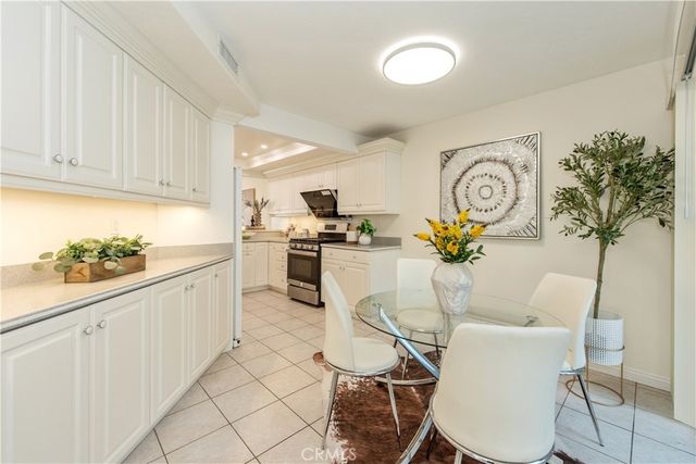 19 Alabaster Loop, Irvine, CA 92614