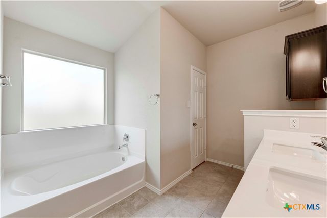 1805 Bee Creek Loop, Copperas Cove, TX 76522