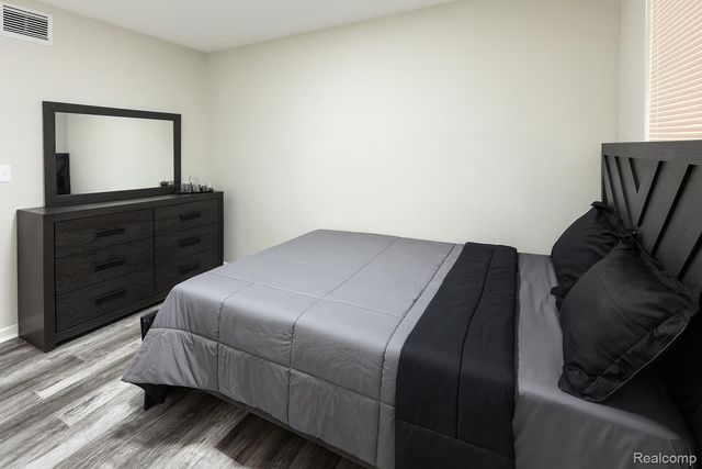 3007 Warrington Drive, Sterling Heights, MI 48310