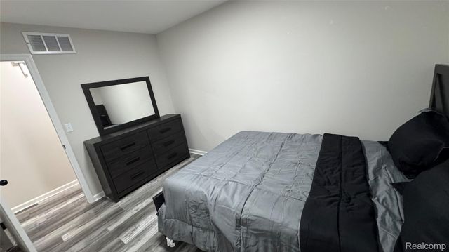 3007 Warrington Drive, Sterling Heights, MI 48310