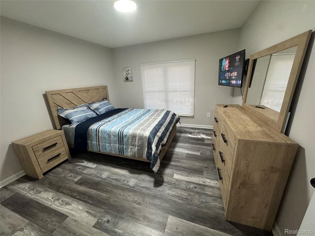 3007 Warrington Drive, Sterling Heights, MI 48310