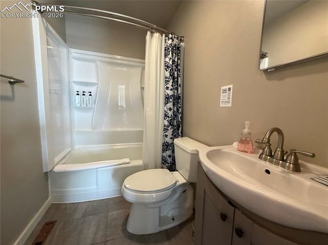 1508 W St Vrain Street, Colorado Springs, CO 80904