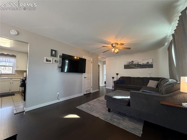 1508 W St Vrain Street, Colorado Springs, CO 80904