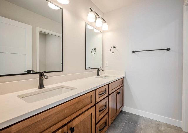 611 Clear Pond Way, Verona, WI 53593