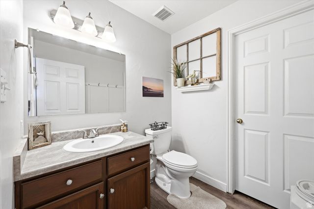 4182 W 9800 N, Cedar Hills, UT 84062