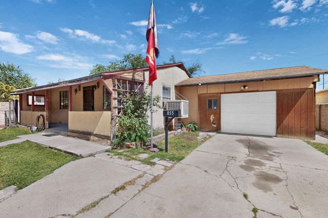 855 Delamar Avenue NW, Albuquerque, NM 87107