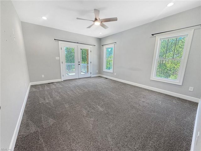 4 Walters LN, Poquoson, VA 23662
