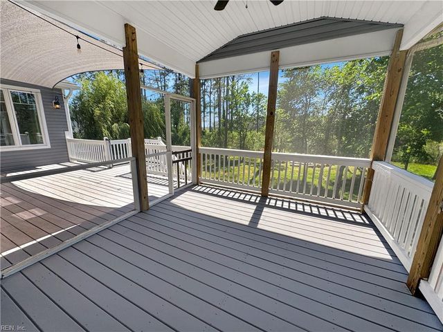 4 Walters LN, Poquoson, VA 23662