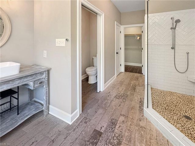 4 Walters LN, Poquoson, VA 23662