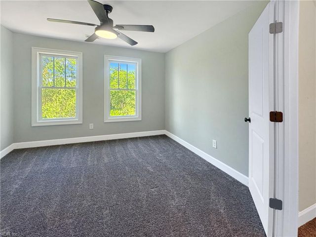 4 Walters LN, Poquoson, VA 23662