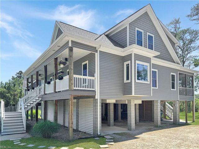 4 Walters LN, Poquoson, VA 23662