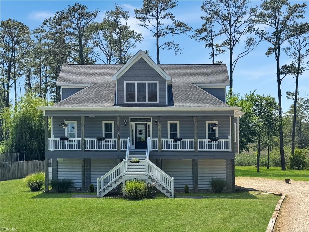 4 Walters LN, Poquoson, VA 23662