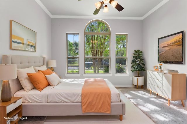 38 W Montfair Boulevard, Spring, TX 77382