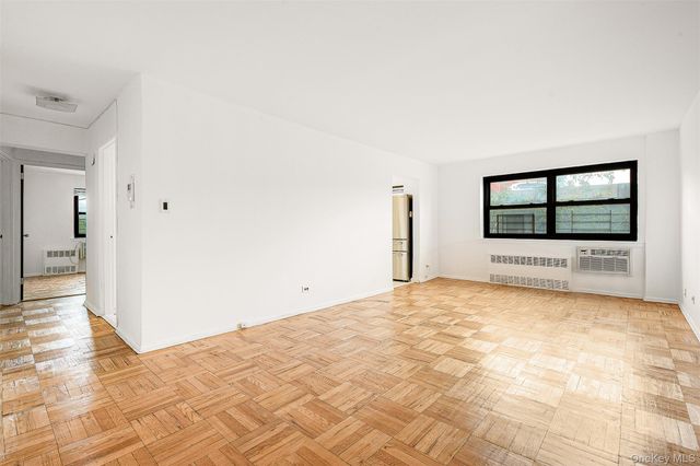 94-30 60th Avenue 1H, Elmhurst, NY 11373