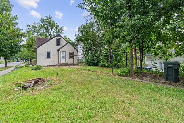 1181 Duluth Street, Saint Paul, MN 55106
