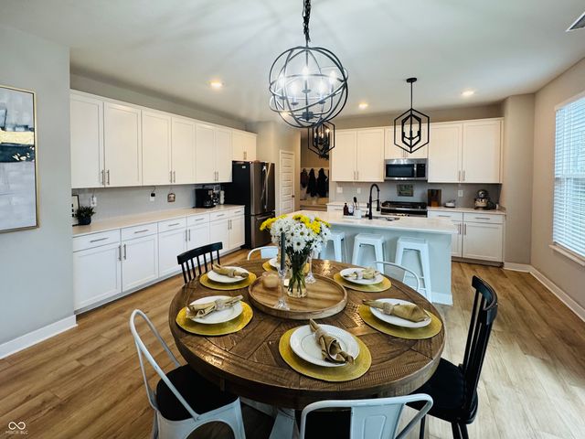 3704 Drummore Place, Bargersville, IN 46106