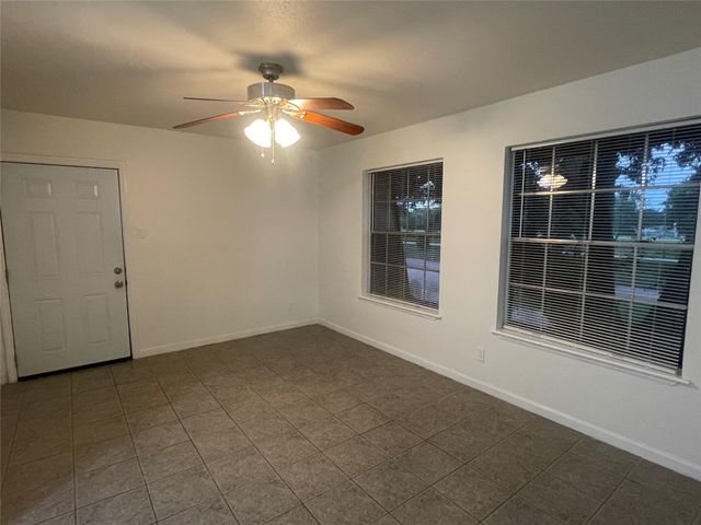 5550 N Braeswood Boulevard 129, Houston, TX 77096