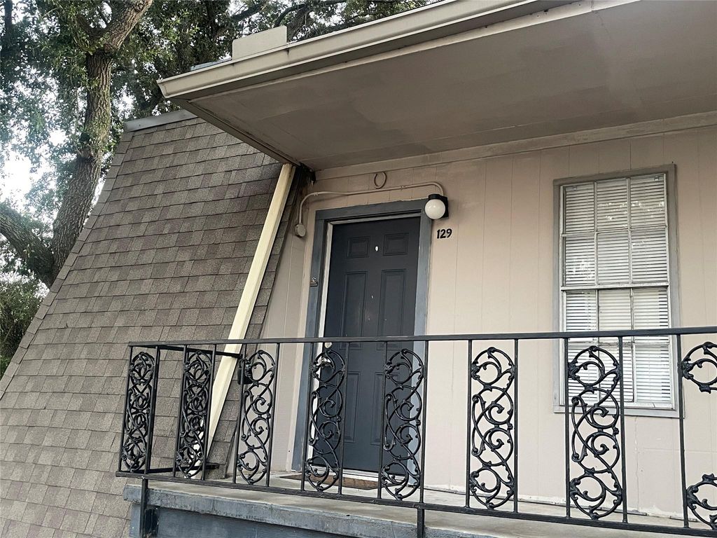 5550 N Braeswood Boulevard 129, Houston, TX 77096