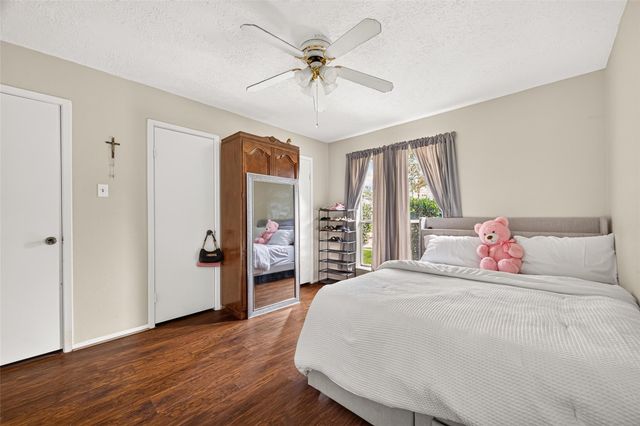 2307 Spring Dusk Lane, Spring, TX 77373
