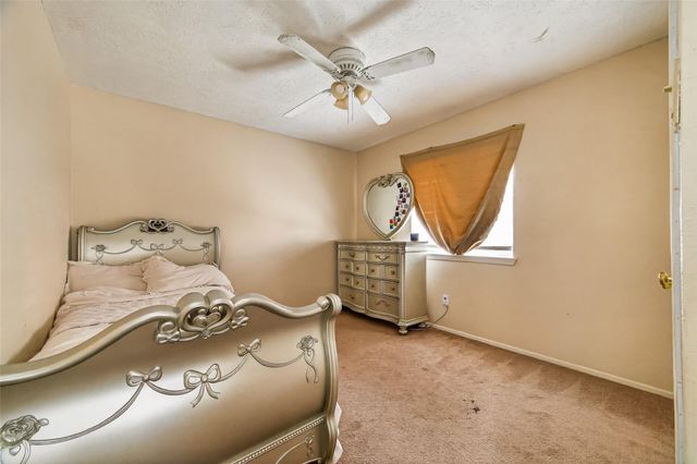 2307 Spring Dusk Lane, Spring, TX 77373
