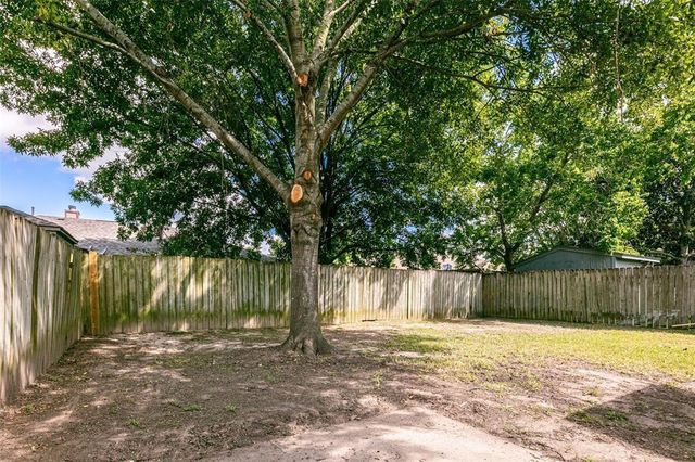 2307 Spring Dusk Lane, Spring, TX 77373