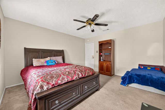 2307 Spring Dusk Lane, Spring, TX 77373