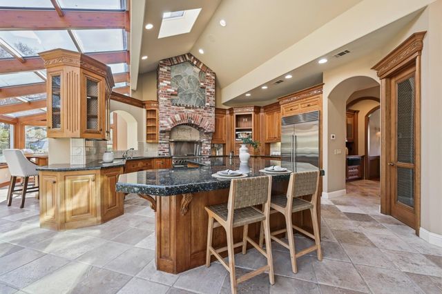 6520 Carolinda Dr, Granite Bay, CA 95746