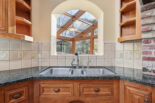 6520 Carolinda Dr, Granite Bay, CA 95746