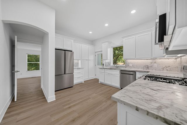 1515 Richard Street, Hot Springs, AR 71901