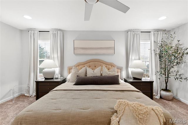 2768 Brook Hill Lane, St Charles, MO 63303