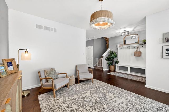 2768 Brook Hill Lane, St Charles, MO 63303