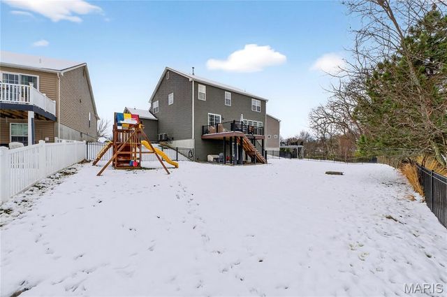 2768 Brook Hill Lane, St Charles, MO 63303