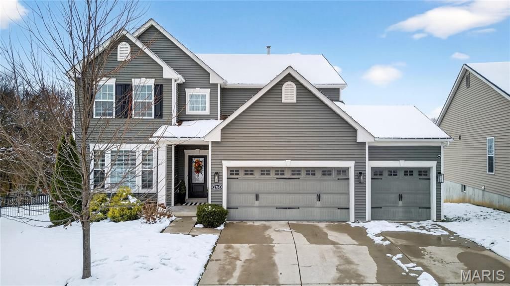 2768 Brook Hill Lane, St Charles, MO 63303