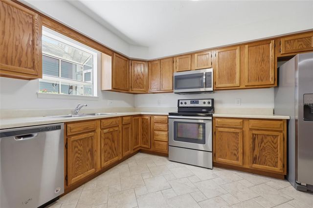 10530 NW 36TH LANE, Gainesville, FL 32606