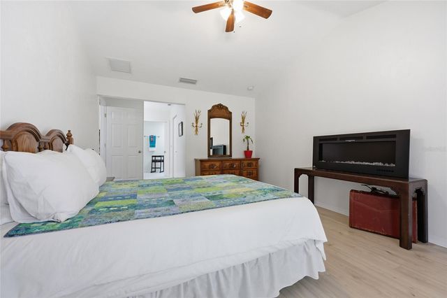 10530 NW 36TH LANE, Gainesville, FL 32606