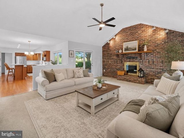 201 MICHAELS WAY, Hockessin, DE 19707